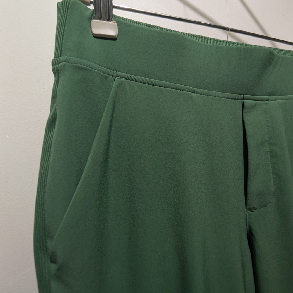 Athleta Green Ankle Cropped Pants Relaxed Fit - Picture 3 of 7
